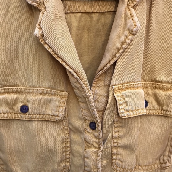 C&C California button down top - Picture 4 of 5